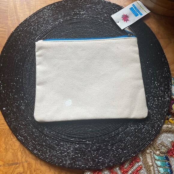 CUTE BAG to Keep Organized! - Picture 2 of 9